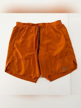 Nike Men's Dri-FIT Stride 2-in-1 7” Shorts - Brief Liner - M